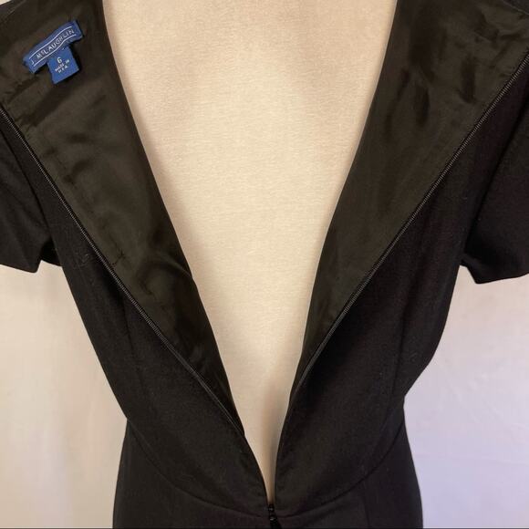 J. McLaughlin Classic Black Fine Wool Short Sleeve Dress Size 6 - Picture 6 of 11
